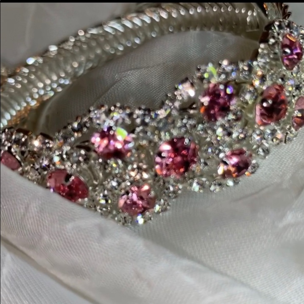 Wrap around crystal bracelet